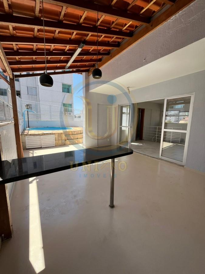 Cobertura, 3 quartos, 216 m² - Foto 1