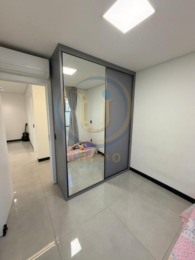 Casa, 4 quartos, 250 m² - Foto 19
