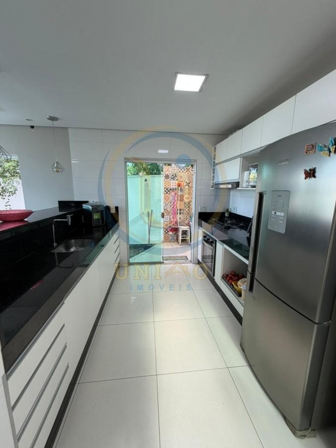 Casa, 3 quartos, 250 m² - Foto 6