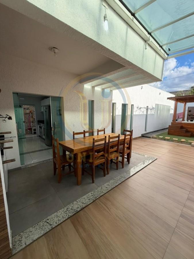Casa, 3 quartos, 250 m² - Foto 25