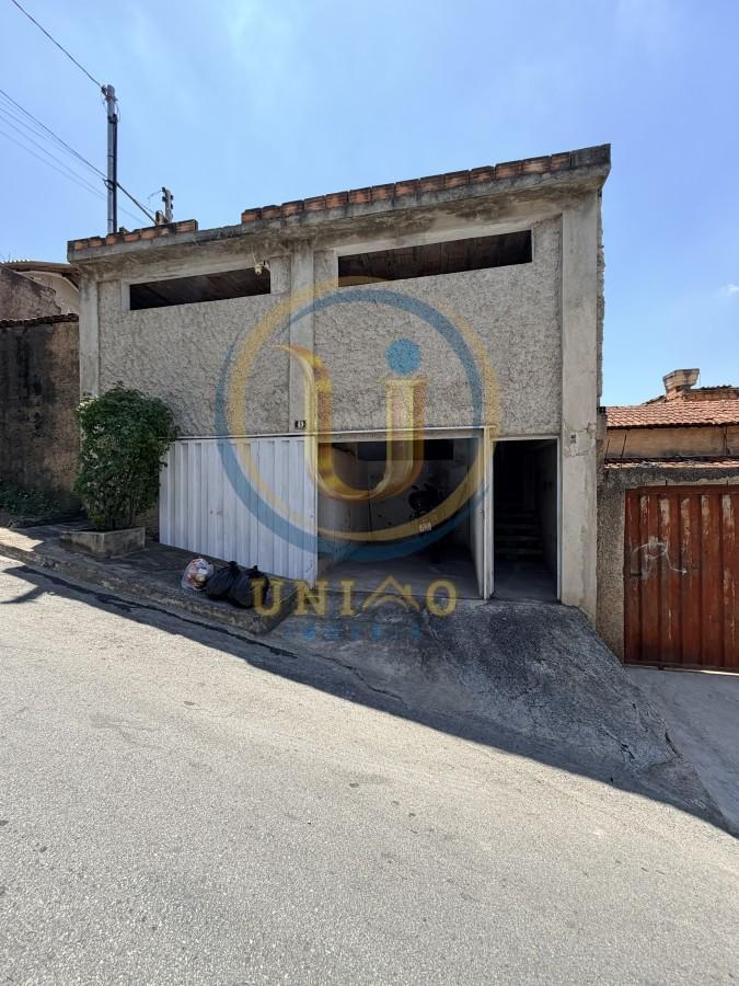 Casa, 5 quartos, 150 m² - Foto 1