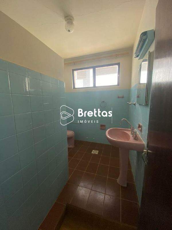 Casa, 4 quartos, 240 m² - Foto 10