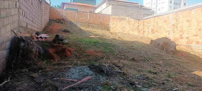 Terreno, 360 m² - Foto 1
