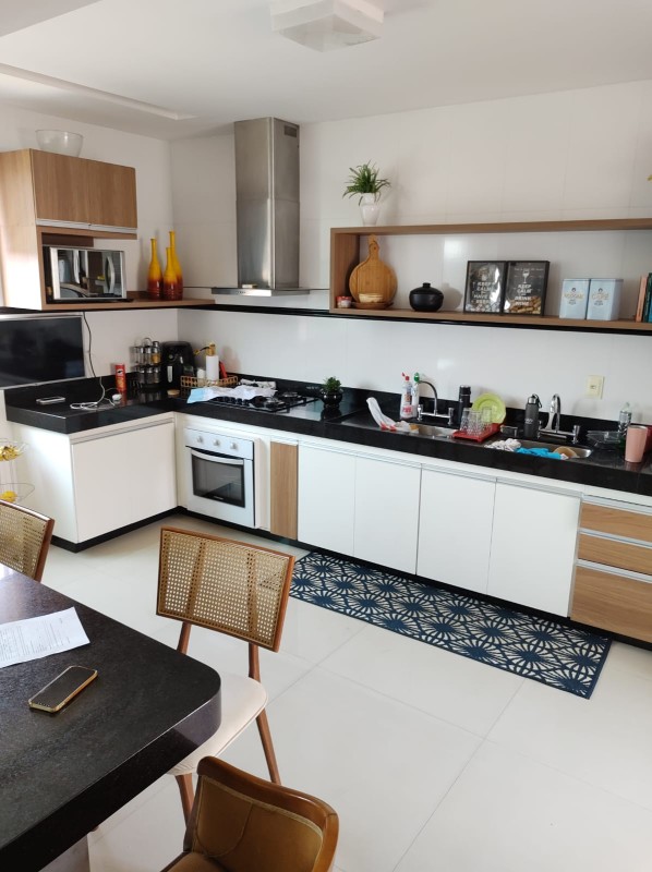 Casa, 3 quartos, 217 m² - Foto 4