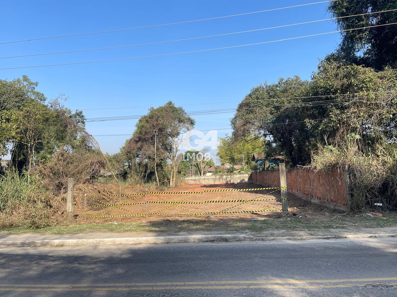 Lote / Terreno à venda em Praia de Itaipuaçu, Maricá - RJ