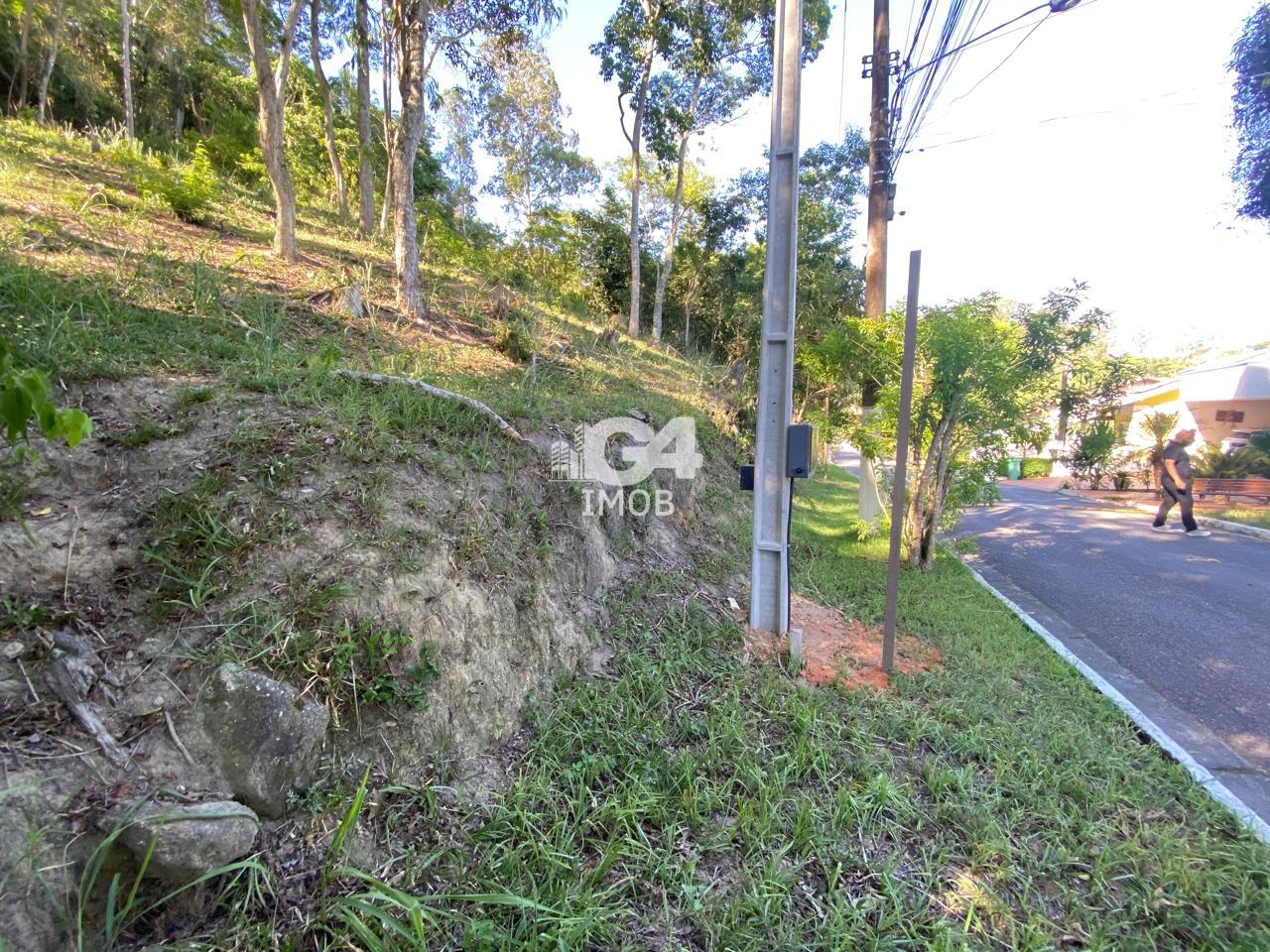 Lote / Terreno à venda em Rio do Ouro, Niterói - RJ