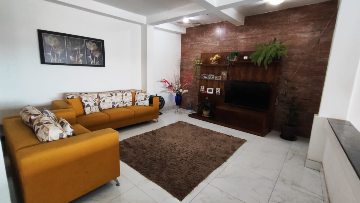 Casa, 3 quartos, 360 m² - Foto 1