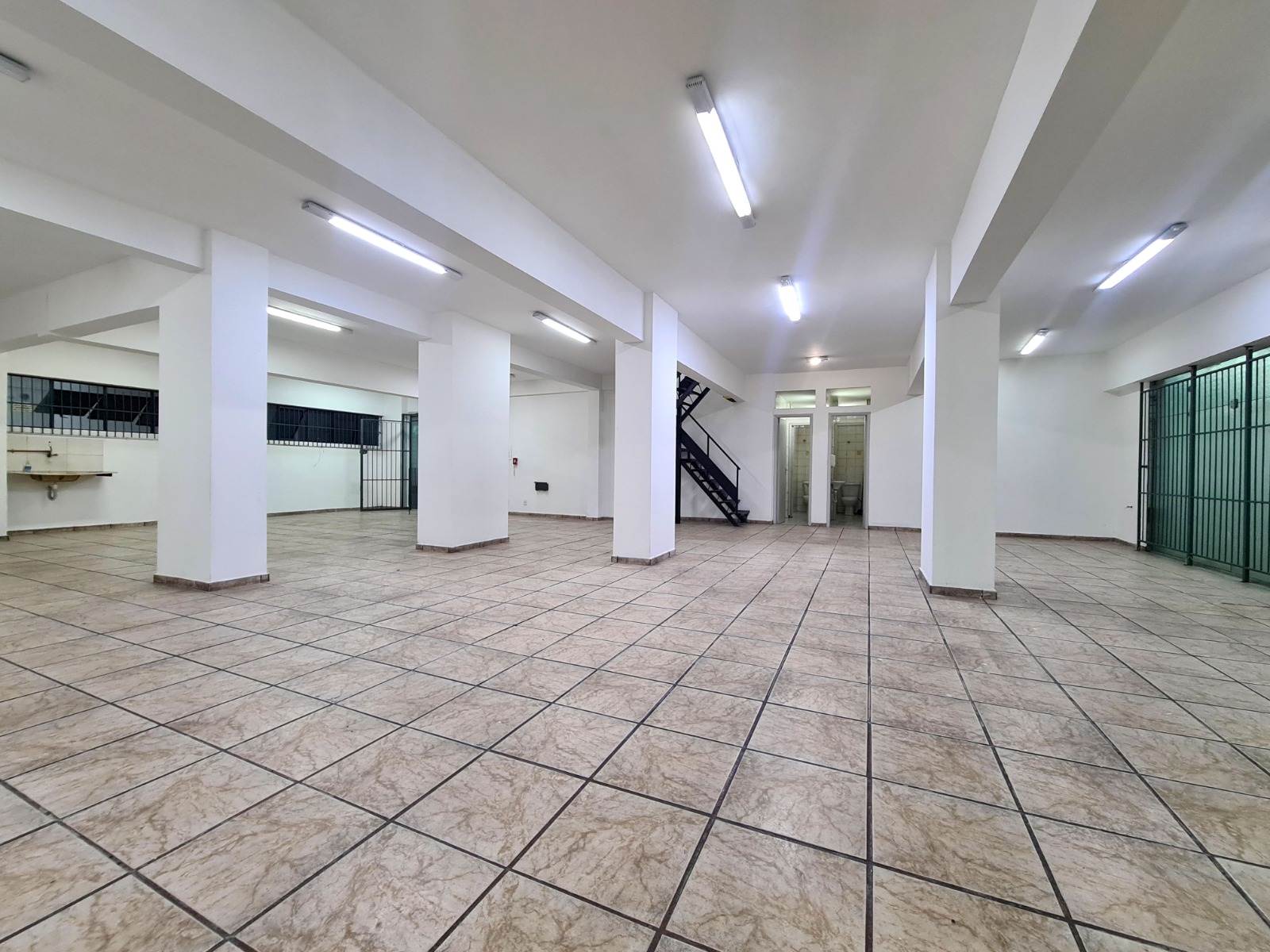 Loja-Salão, 380 m² - Foto 4