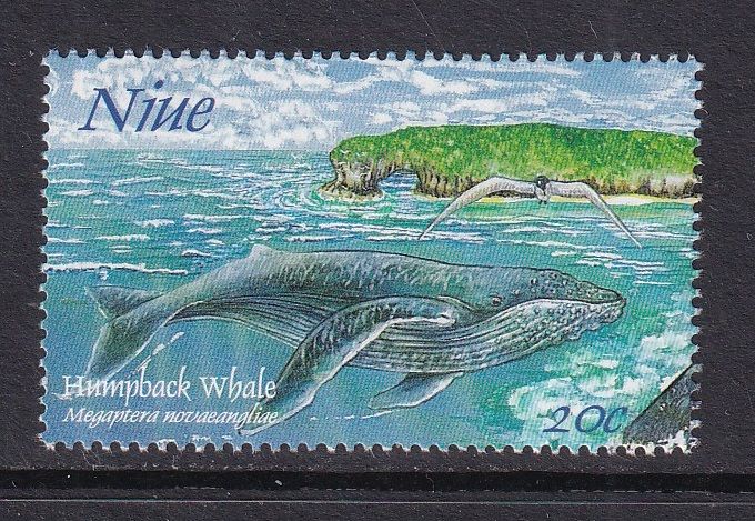 Niue #695  MNH  1997  whales 20c