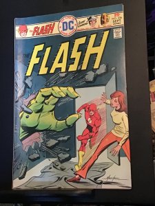 The Flash #236 (1975) Golden-Age Flash, Dr. Fate high-grade issue. NM- Wow!