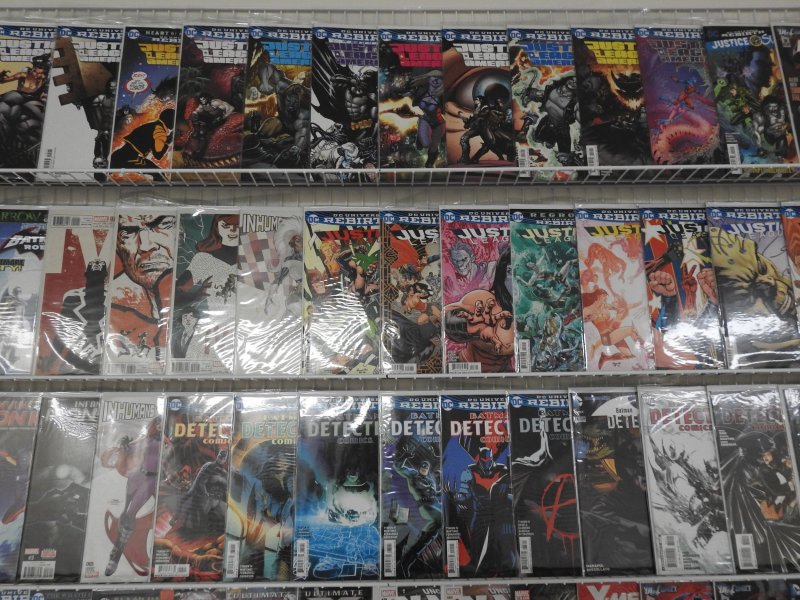 Huge Lot 170+ Comics W/ Batman, X-Men, Hulk, +More! Avg VF Condition!