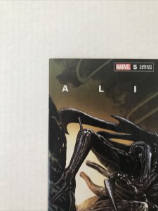 Alien #5 Variant