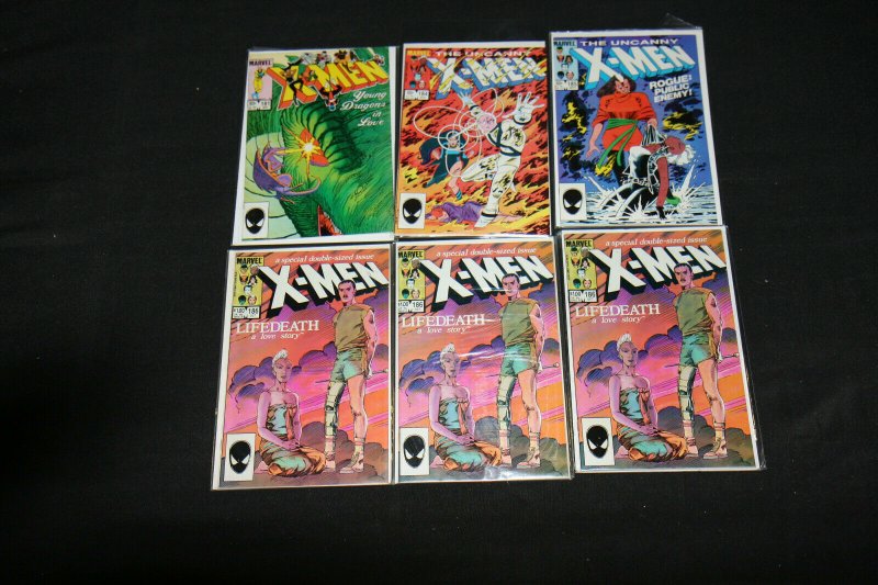 X - MEN - 1982 LOT OF 17 COMICS... VF - NM