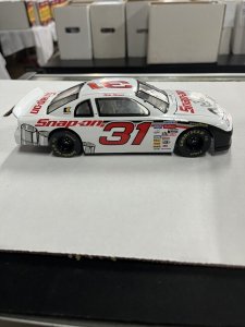 1996 Mike Skinner Die-Cast 1:24 Monte Carlo Snap-On