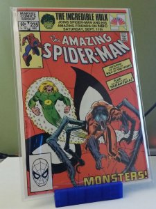 The Amazing Spider-Man #235 (1982) NM/NM+