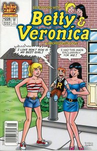 Betty and Veronica 228  VF  2007  Newsstand