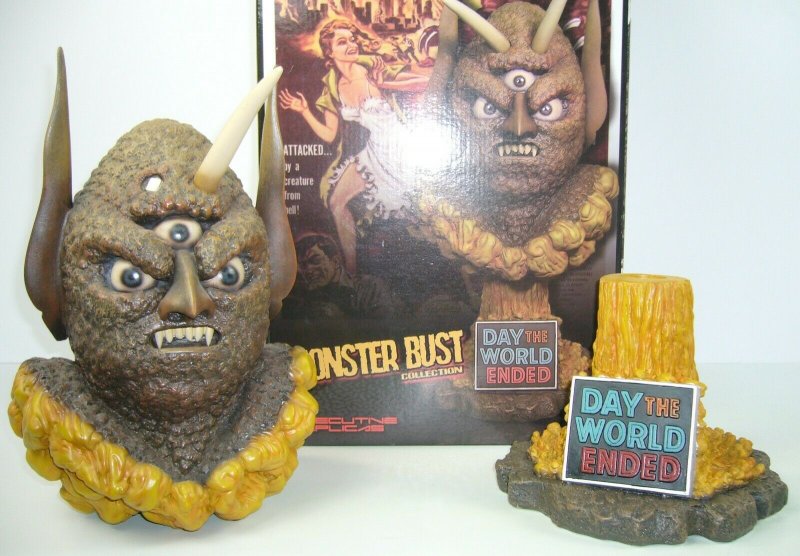 The Day the World Ended Monster Bust: Marty The Three Eyed Mutant (#46/200)