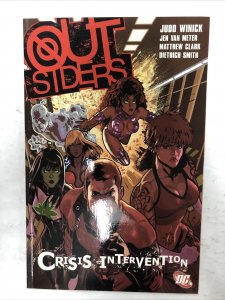 Outsiders Crisis Intervention (2006) DC  SC Winnick