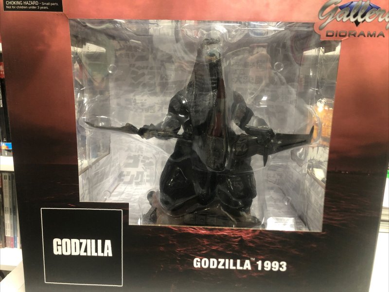 Godzilla 1993 (2022) Diamond Select Toys| Gallery | PVC Statue