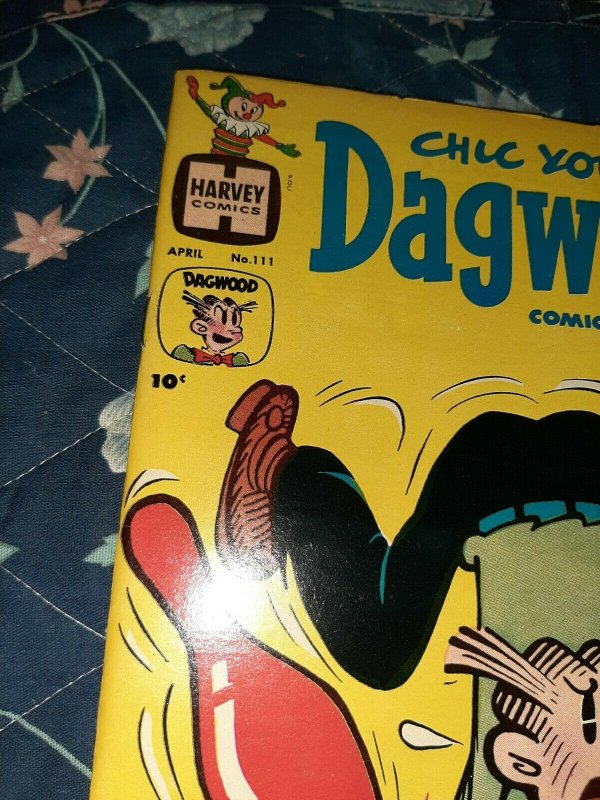 DAGWOOD #111  1960 HARVEY COMIC .SUPER CONDITION!!!! SEE PICS. CHECK $$$
