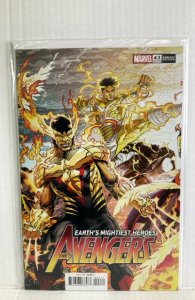 Avengers #43 Weaver Cover (2021)