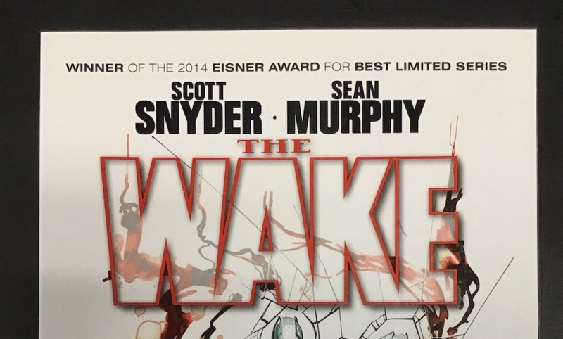 The Wake (DC Vertigo Comics, Trade Paperback 2015) Scott Snyder Sean Murphy