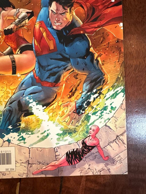 Superman/Wonder Woman #12 (2014)