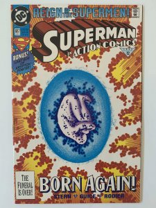 Action Comics #687 NM+ (1993)