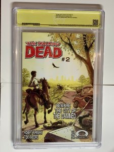 Walking dead 1 CBCS 9.6 signed and verified Tony Moore like cgc