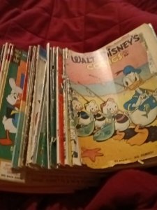 Walt Disney Comics And Stories 40 Issue Golden Silver Bronze Age Comic Slot Run