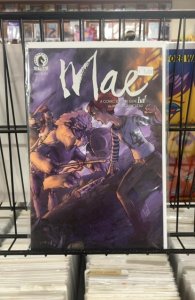 Mae #6 (2016)