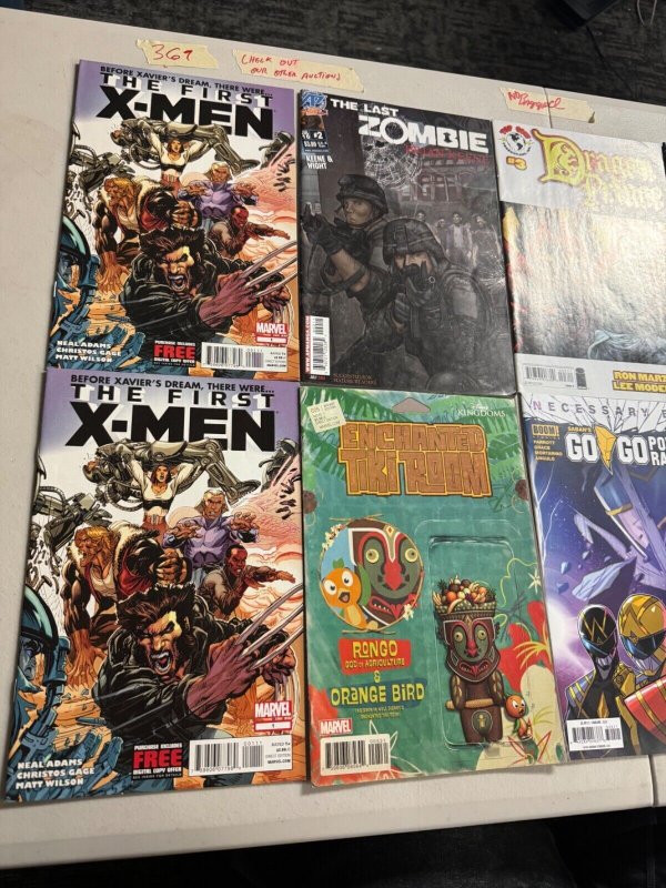 Lot of 10 Comic Lot (see pictures) 369-9