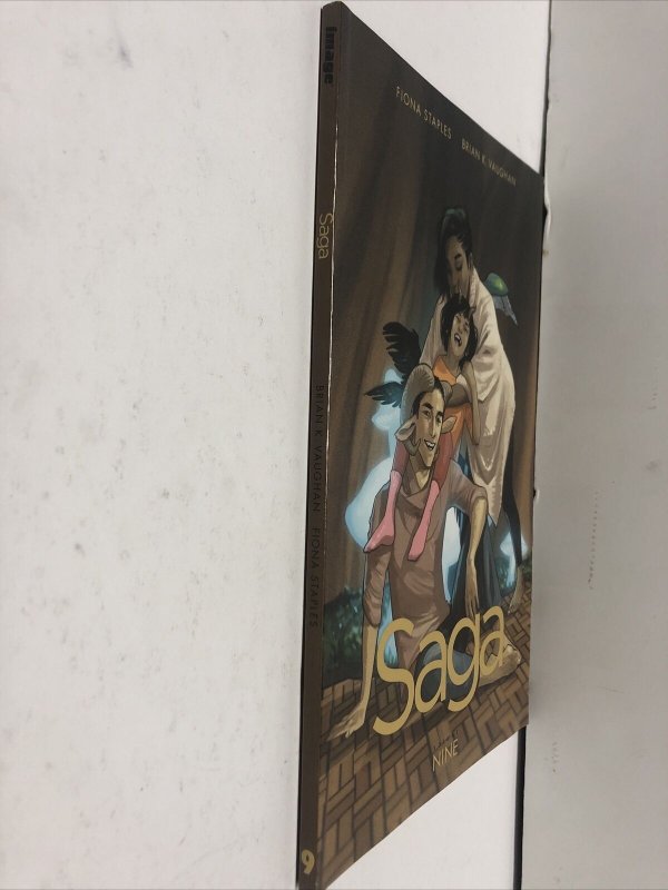 Saga Vol # 9 (2018) TPB SC Image  Brian Vaughan•Fiona Staples