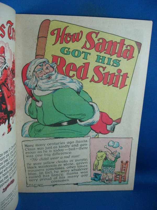 FOUR COLOR 61 SANTA CLAUS FUNNIES VF NM WALT KELLY 1944