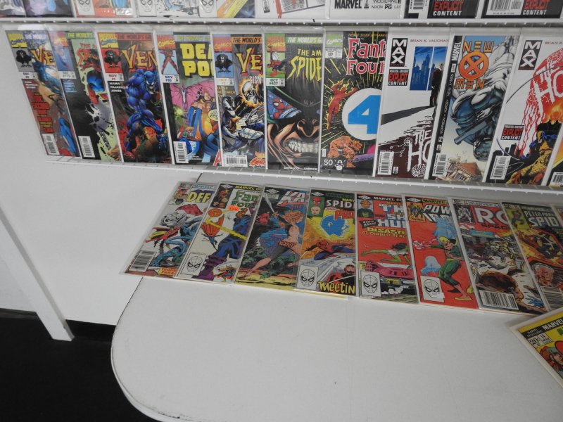 Huge Lot 140+ Comics W/ Black Panther, Spidey, Moon Knight+ Avg Fine/VF Cond!!