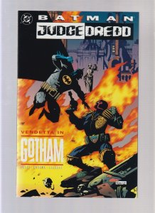 Batman/Judge Dredd: Vendetta in Gotham - Trade paperback (9.0) 1993