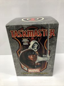 MARVEL TASKMASTER MINI-BUST • RUBEN PROCOPIO RANDY BOWEN • 2688/3000 • 6 TALL