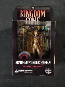 DC Direct 2003 Kingdom Come Armored Series 3 Wonder Woman Action Figure