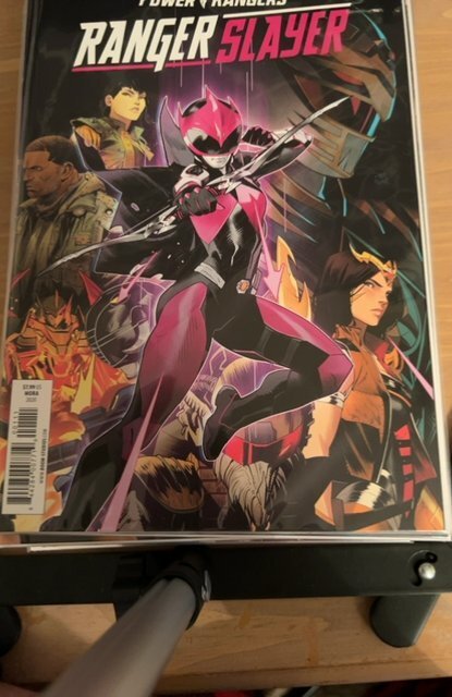 Lot of 9 Comics (See Description) Rat Queens, Star Wars