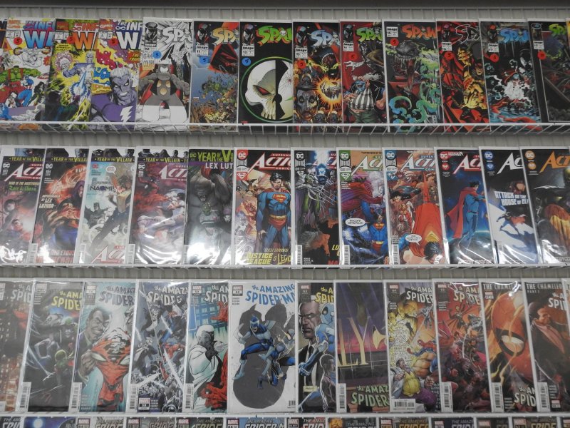 Huge Lot of 150 Comics W/ Spawn, Spiderman, Avengers Avg. VF+ Condition!