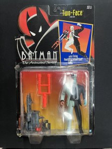 Batman the Animated Series Two-Face With Firing Roulette Wheel Gun Kenner (Da...