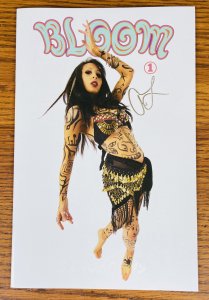 RARE BLOOM #1 COMIC BOOK SIGNED TED SIKORA & ALICIA LYNN LTD 500 Photo Cover E