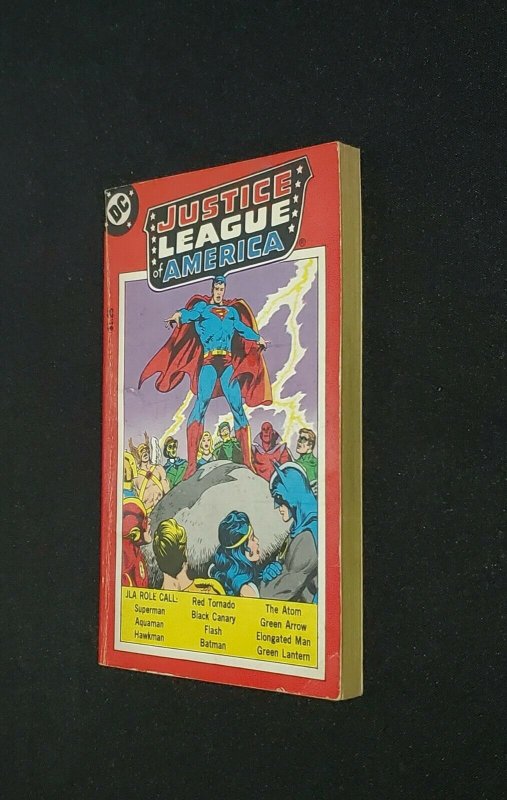 JUSTICE LEAGUE OF AMERICA DC TEMPO BOOKS