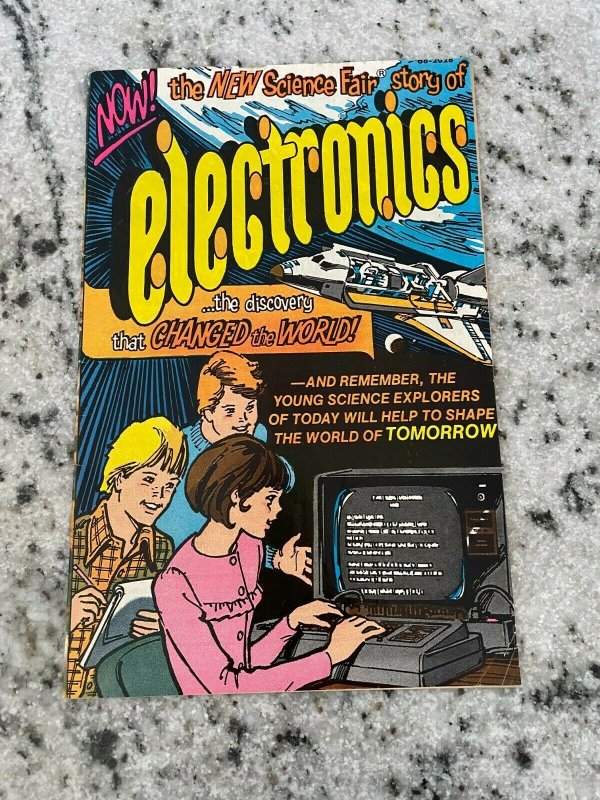 NOW Electronics Science Fair Story Of Educational Comic Book Astronaut 78 J802