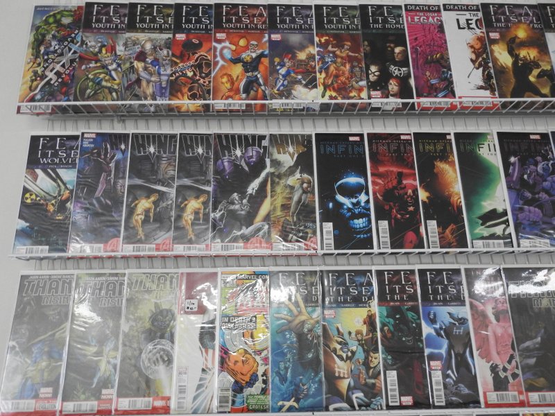 Huge Lot of 180+ Comics W/ Loki, Thanos, Hulk Avg. VF+ Condition.