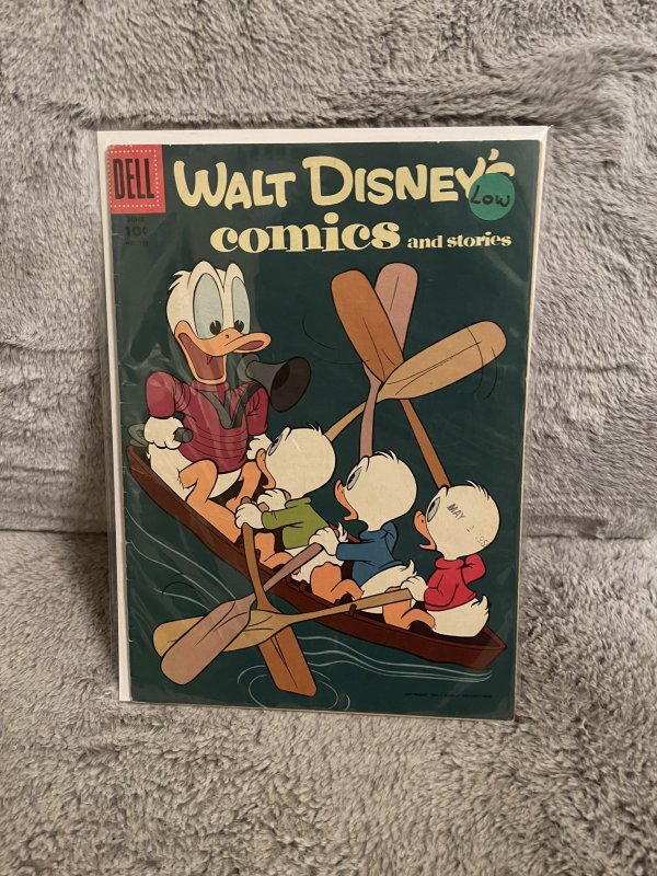 Walt Disney's Comics & Stories #213 (1958)