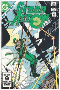 GREEN ARROW #4, NM, Dick Giordano, DC, 1983 more in store