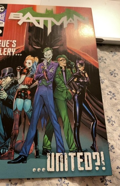 Batman #89 (2020)rogues gallery united