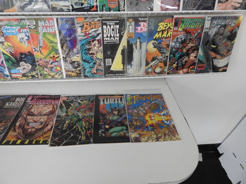 Huge Lot 130+ Comics W/ Marvel Fanfare, Boris Karloff+MORE Avg VF- Condition!