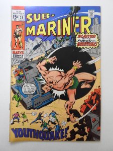 Sub-Mariner #28 (1970) Youthquake! Sharp VF- COndition!